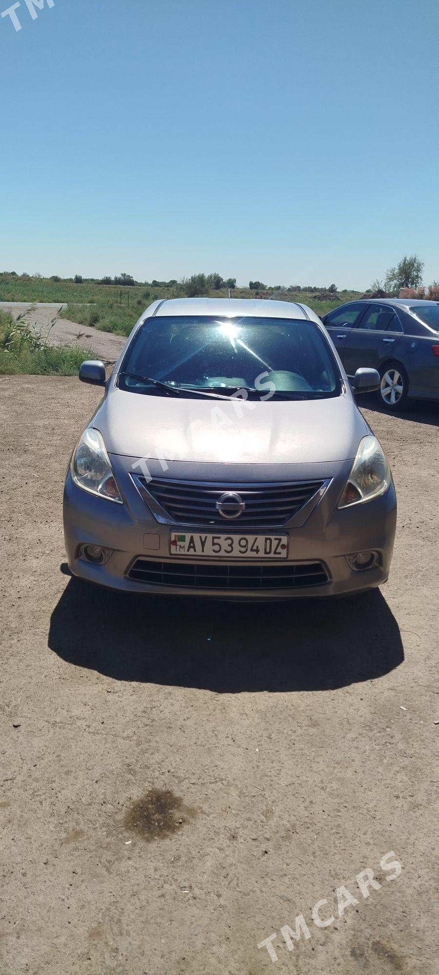 Nissan Versa 2012 - 120 000 TMT - Гороглы (Тагта) - img 6