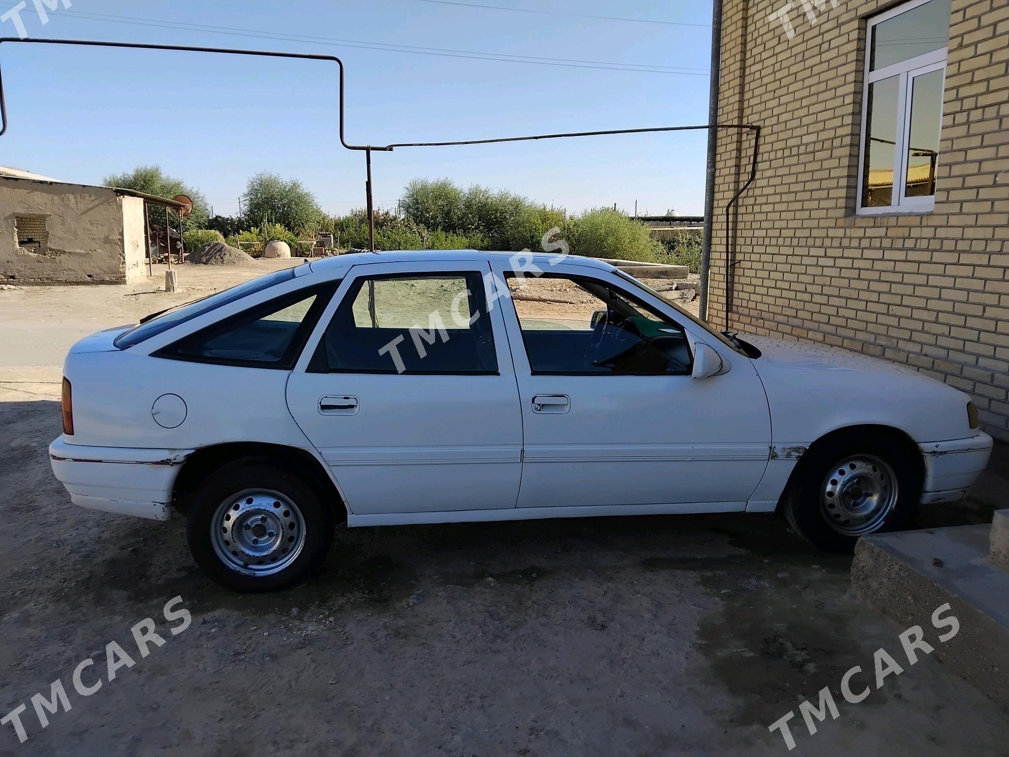 Opel Vectra 1993 - 25 000 TMT - Wekilbazar - img 2