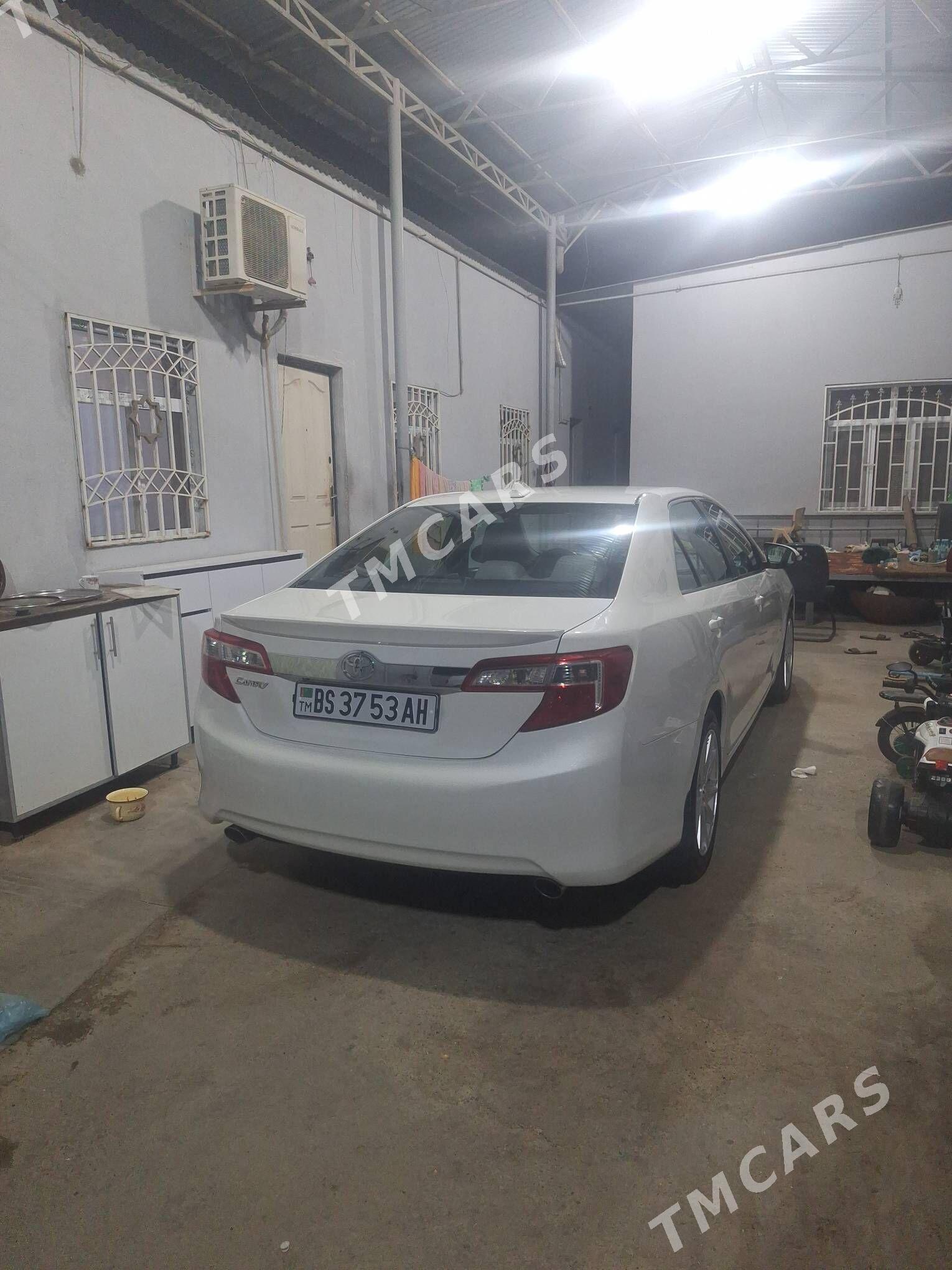 Toyota Camry 2011 - 255 000 TMT - Берзенги - img 5