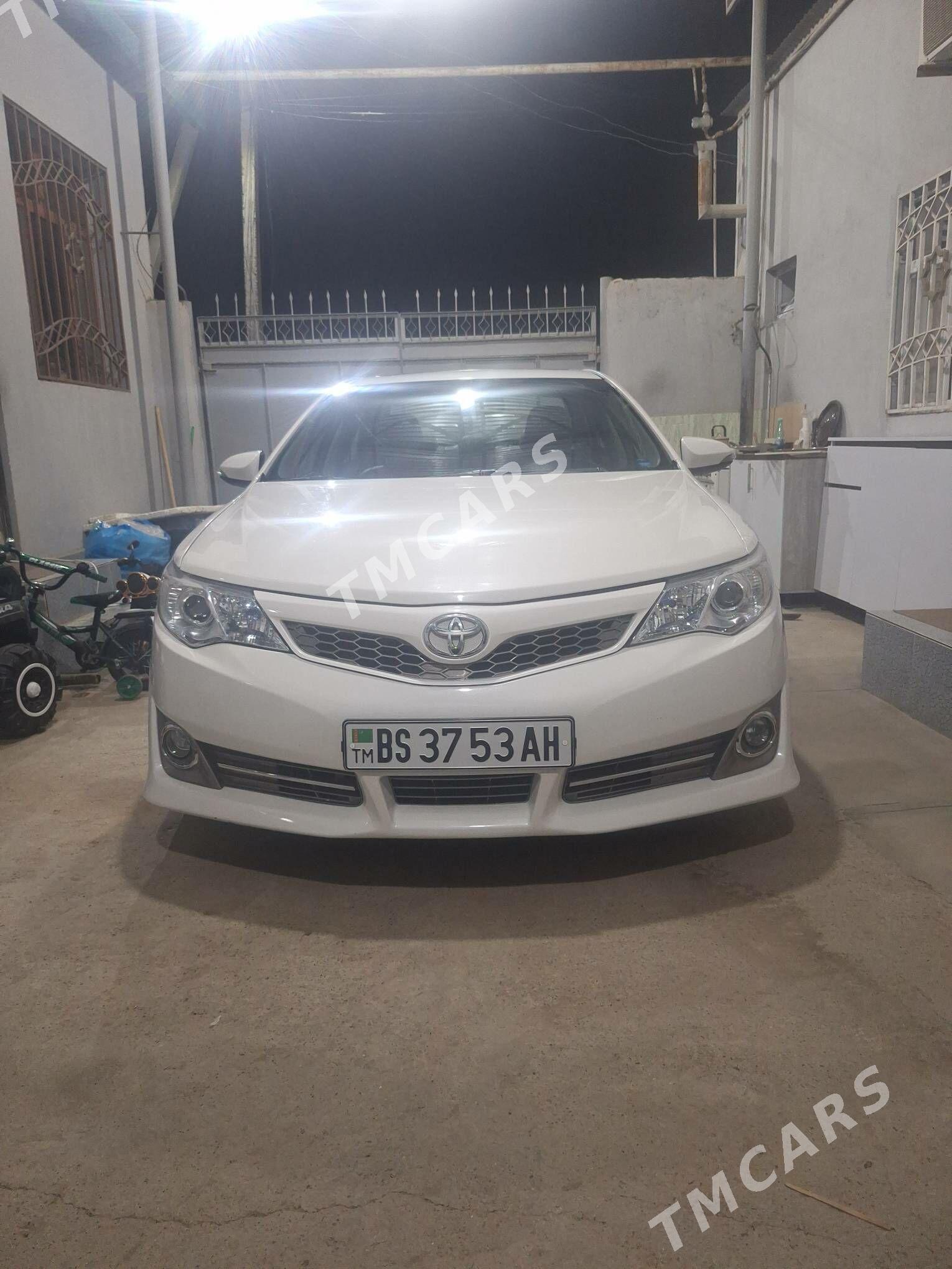 Toyota Camry 2011 - 255 000 TMT - Берзенги - img 2