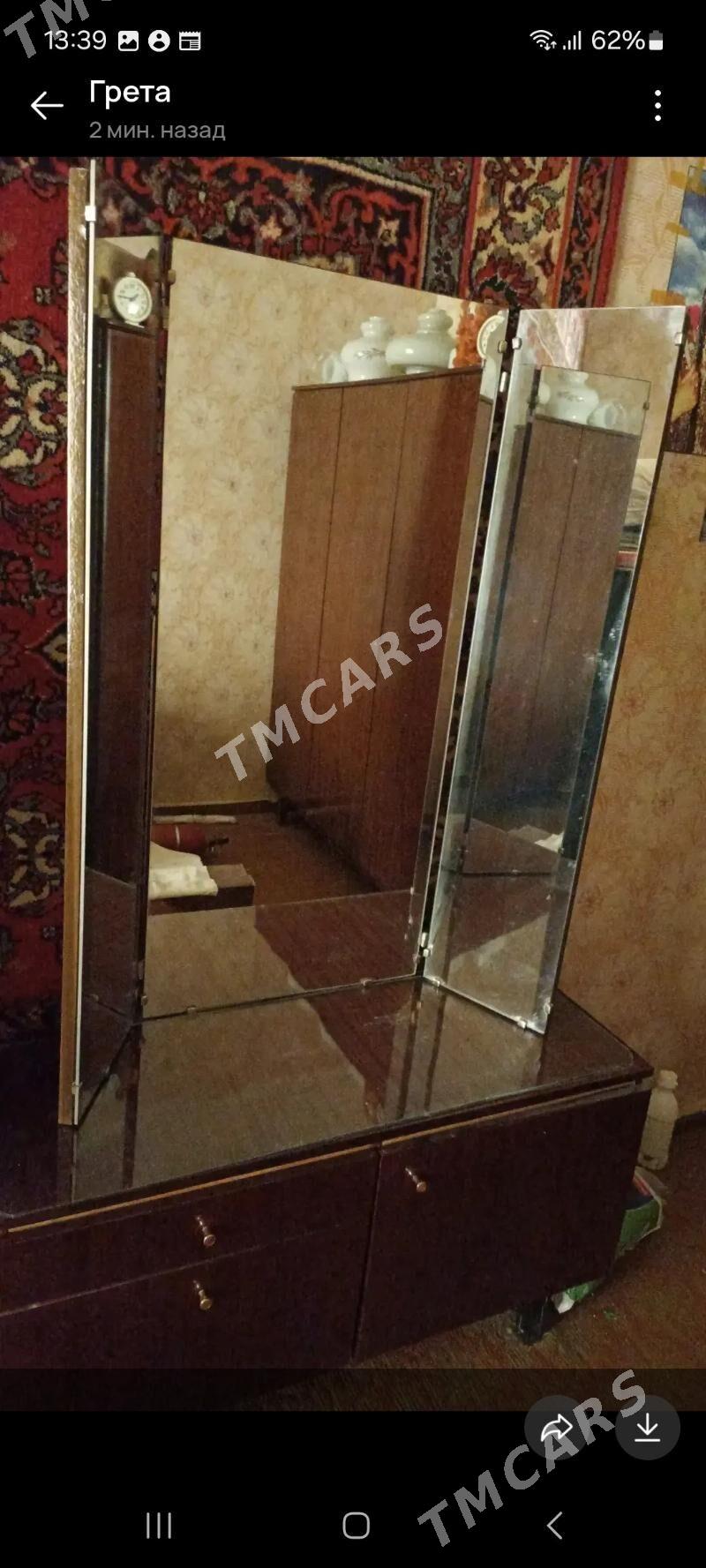 трюмо с зеркалом - Гаудан "В" - img 2