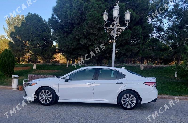 Toyota Camry 2020 - 334 000 TMT - Aşgabat - img 2