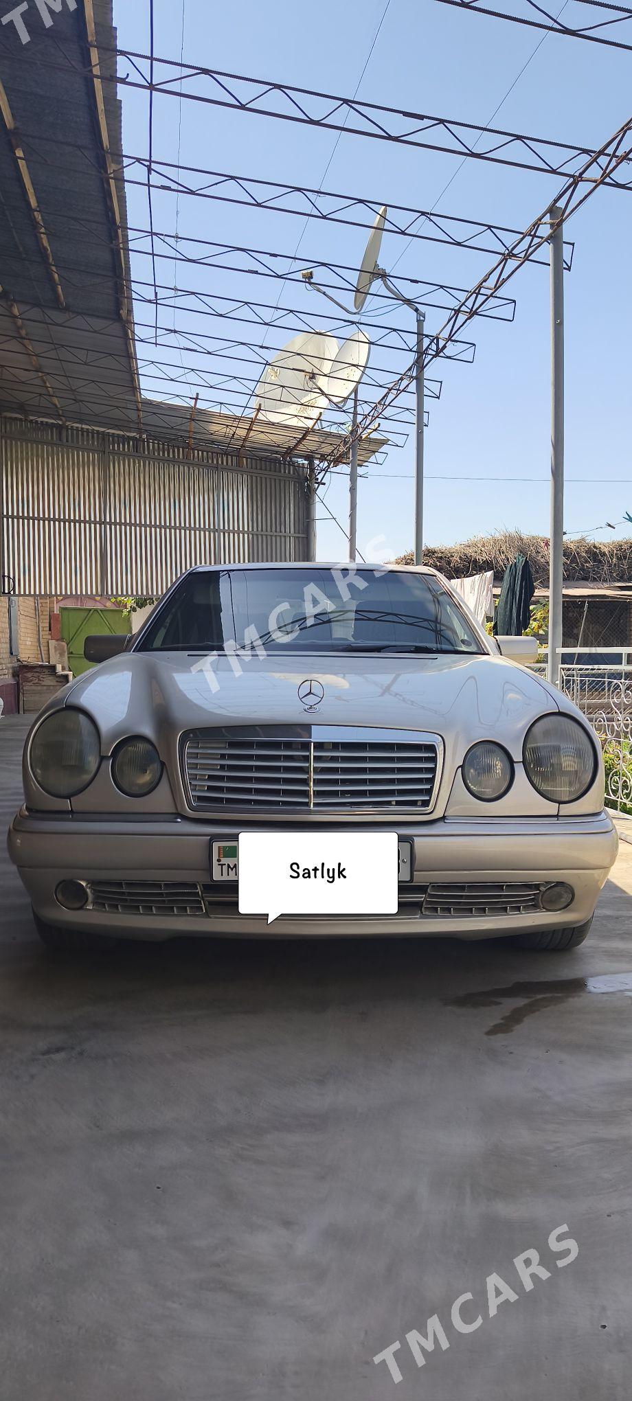 Mercedes-Benz E280 1998 - 65 000 TMT - Türkmenabat - img 2