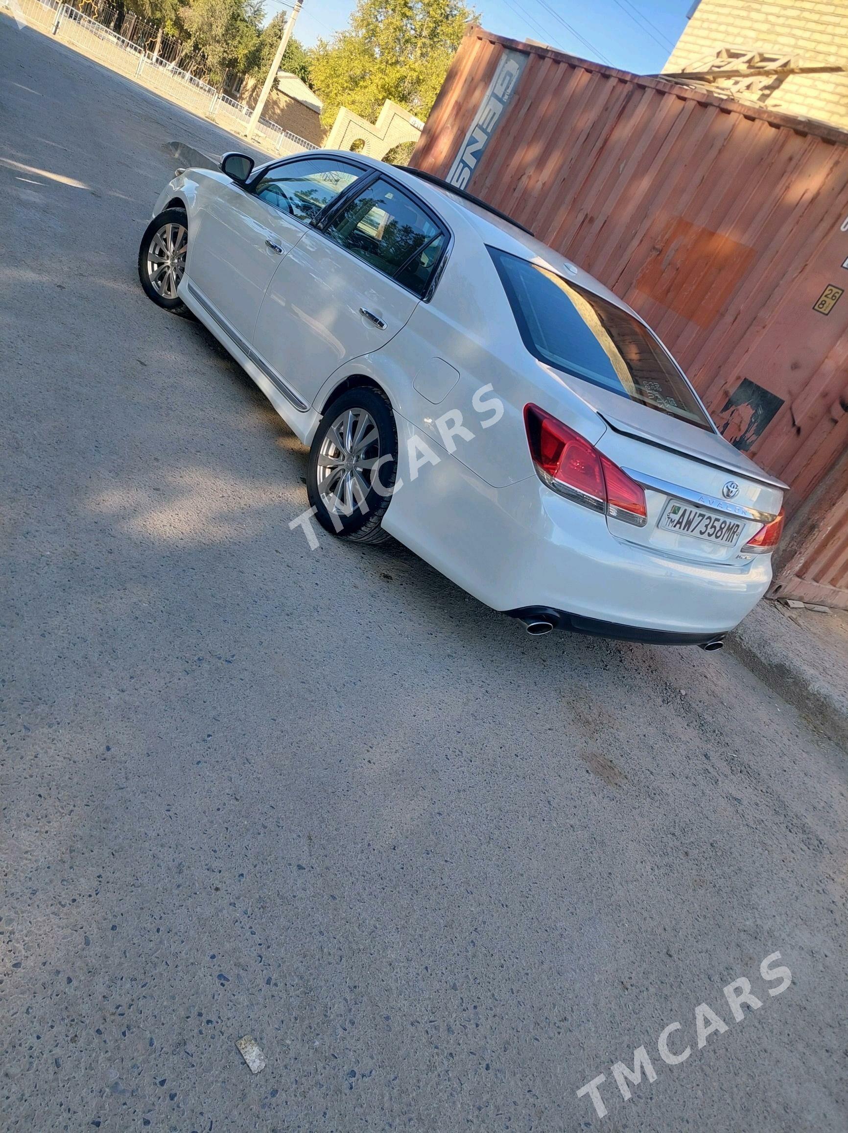 Toyota Avalon 2011 - 285 000 TMT - Мары - img 2