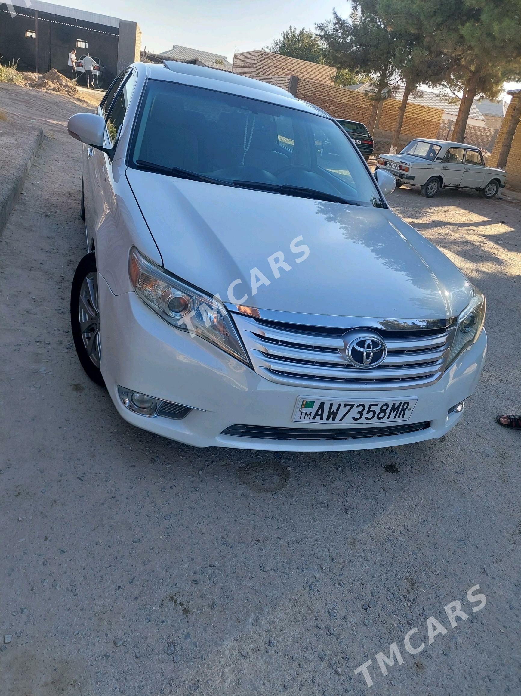 Toyota Avalon 2011 - 285 000 TMT - Мары - img 4