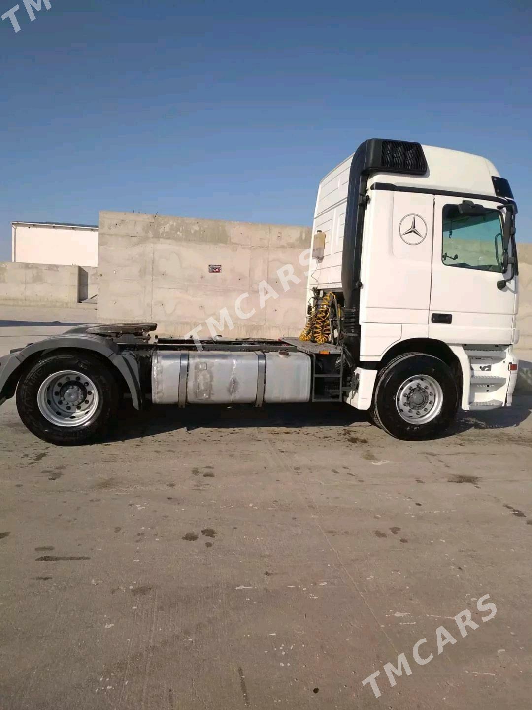 Mercedes-Benz ACTROS 3331 2001 - 450 000 TMT - Balkanabat - img 3