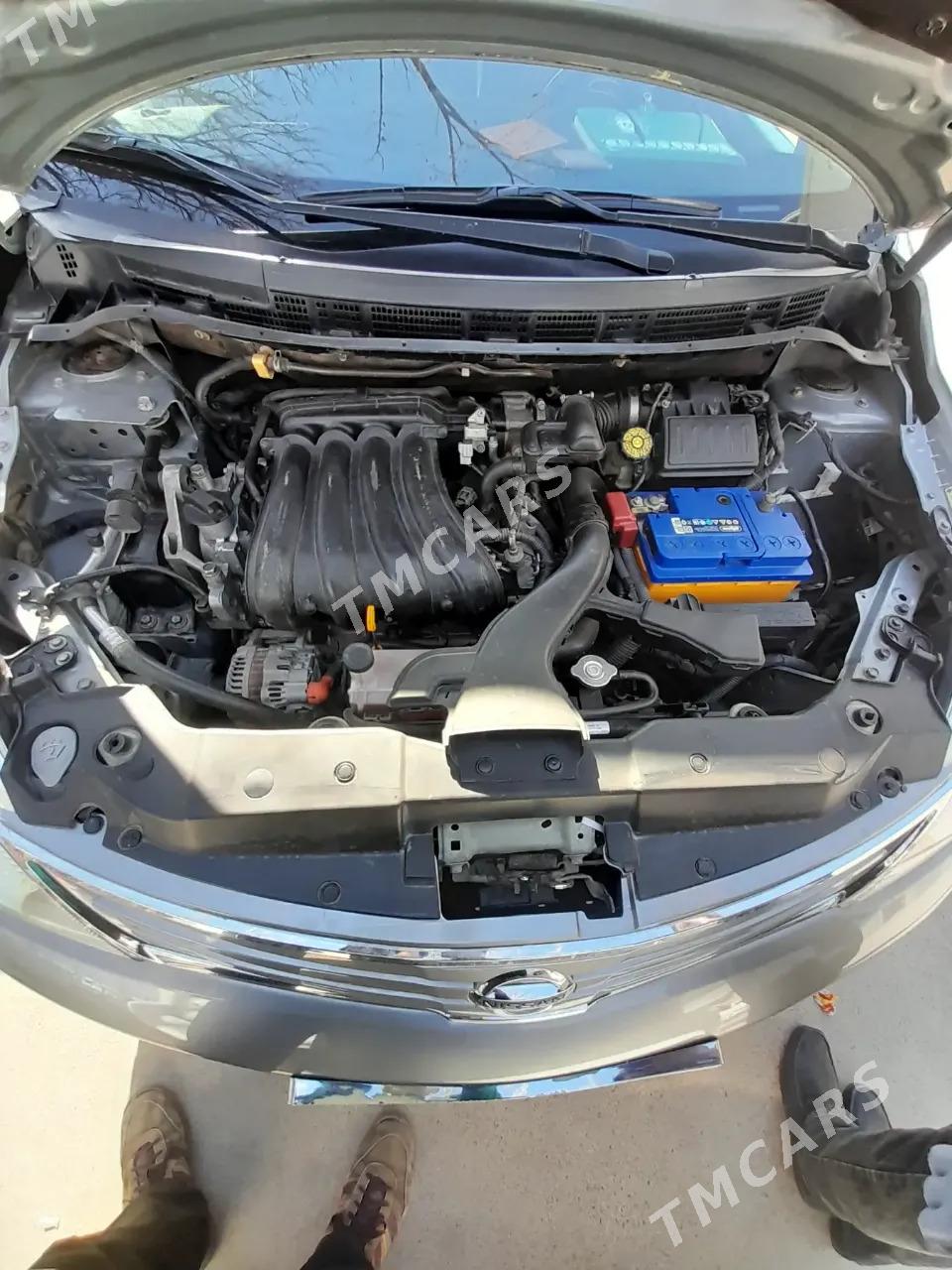 Nissan Versa 2012 - 115 000 TMT - Halaç - img 2