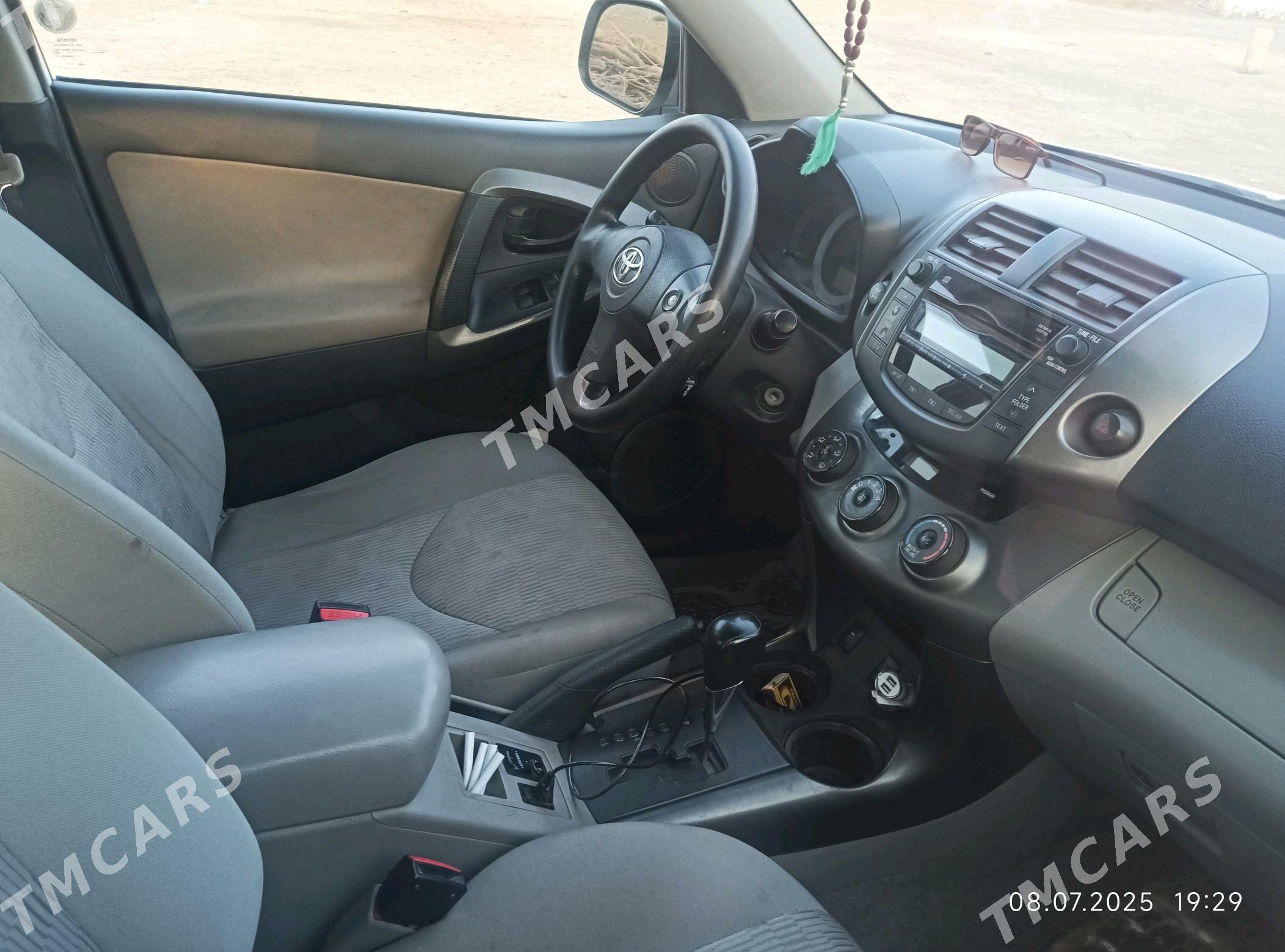 Toyota RAV4 2011 - 200 000 TMT - Туркменабат - img 6