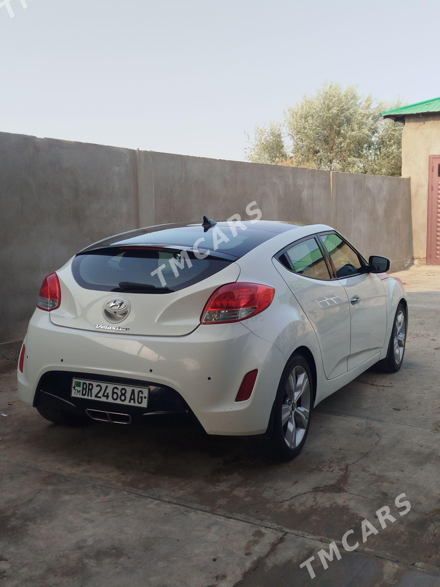 Hyundai Veloster 2013 - 135 000 TMT - Şabat etr. - img 3