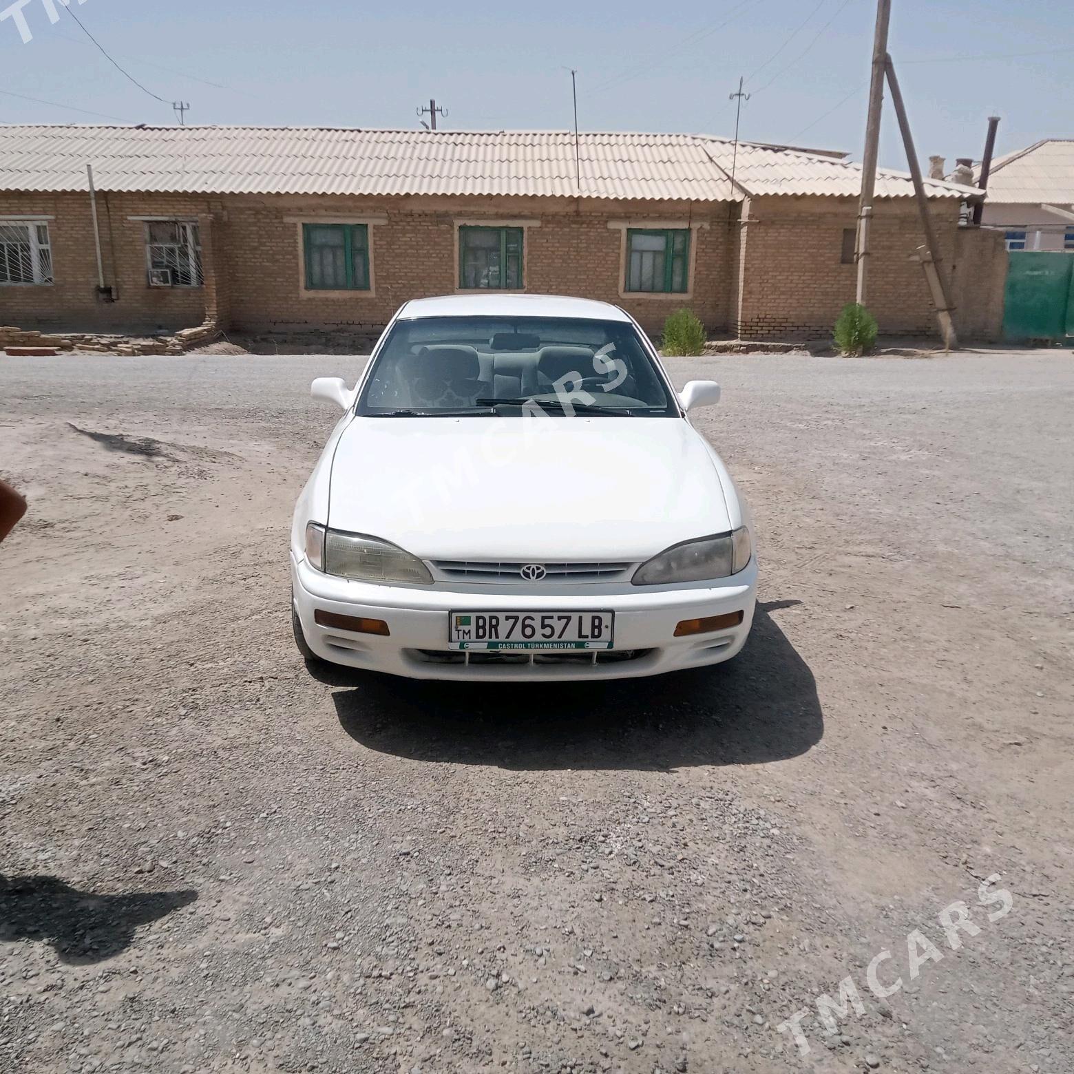 Toyota Camry 1995 - 46 000 TMT - Гарабекевюл - img 2