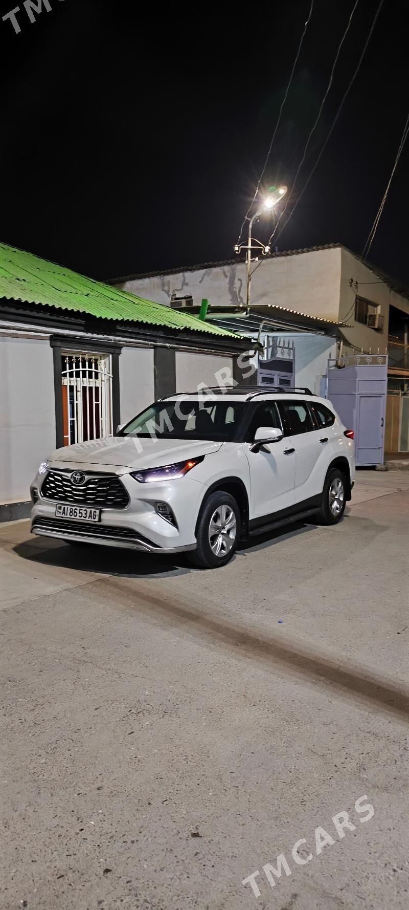Toyota Highlander 2022 - 560 000 TMT - Ашхабад - img 2