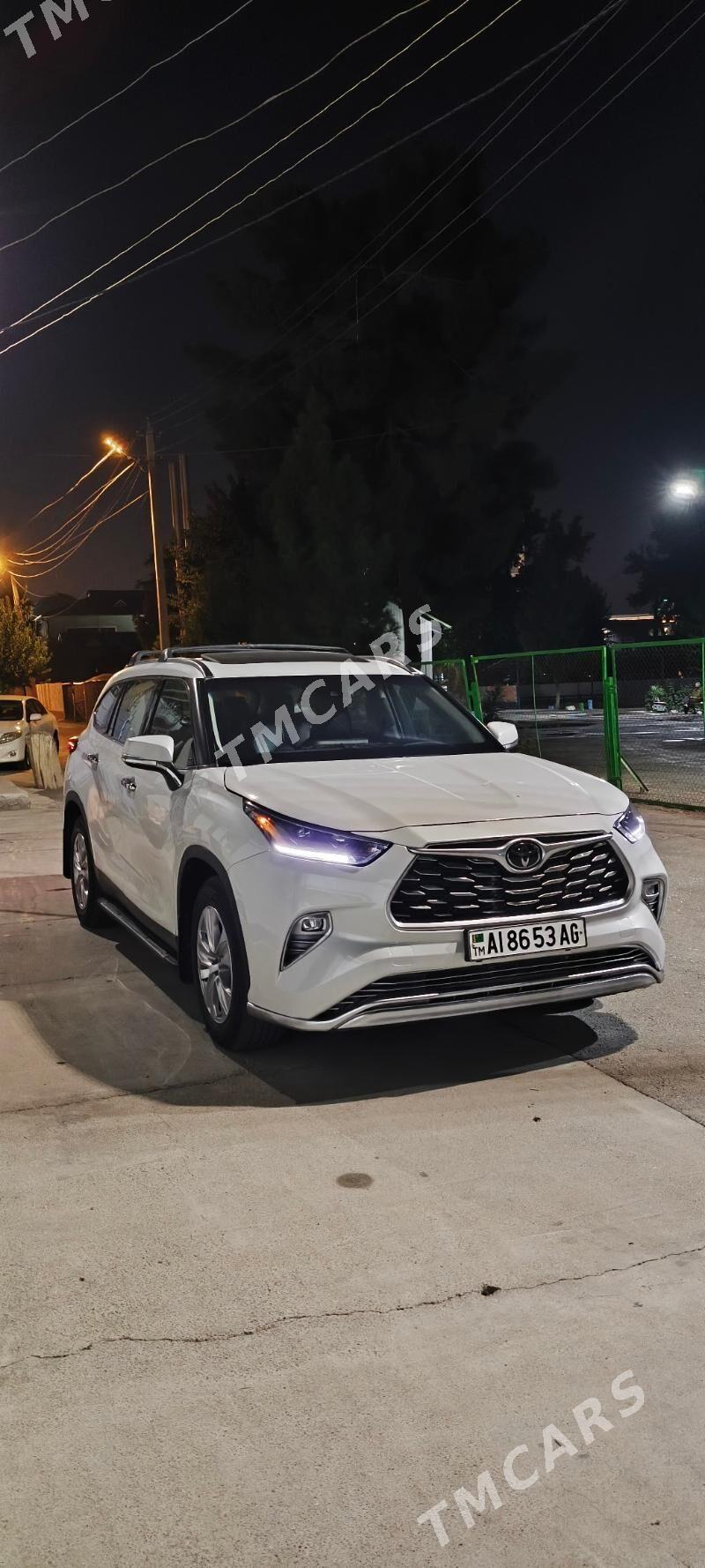 Toyota Highlander 2022 - 560 000 TMT - Ашхабад - img 4