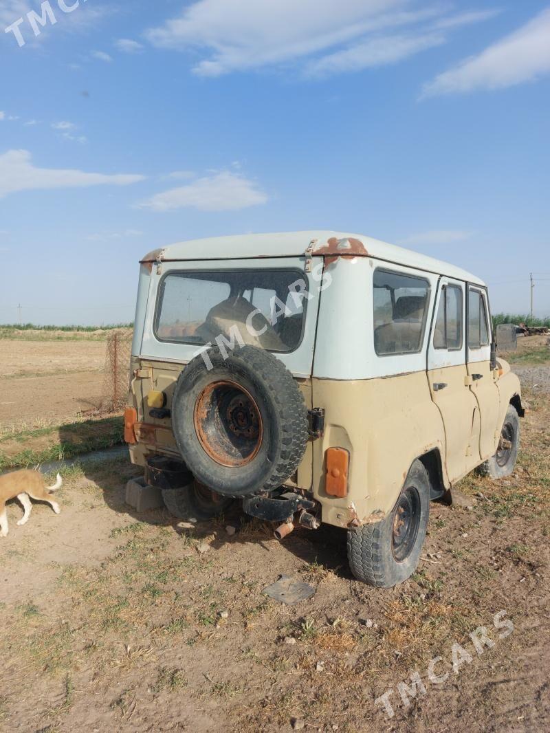 UAZ 469 2000 - 25 000 TMT - Aşgabat - img 1