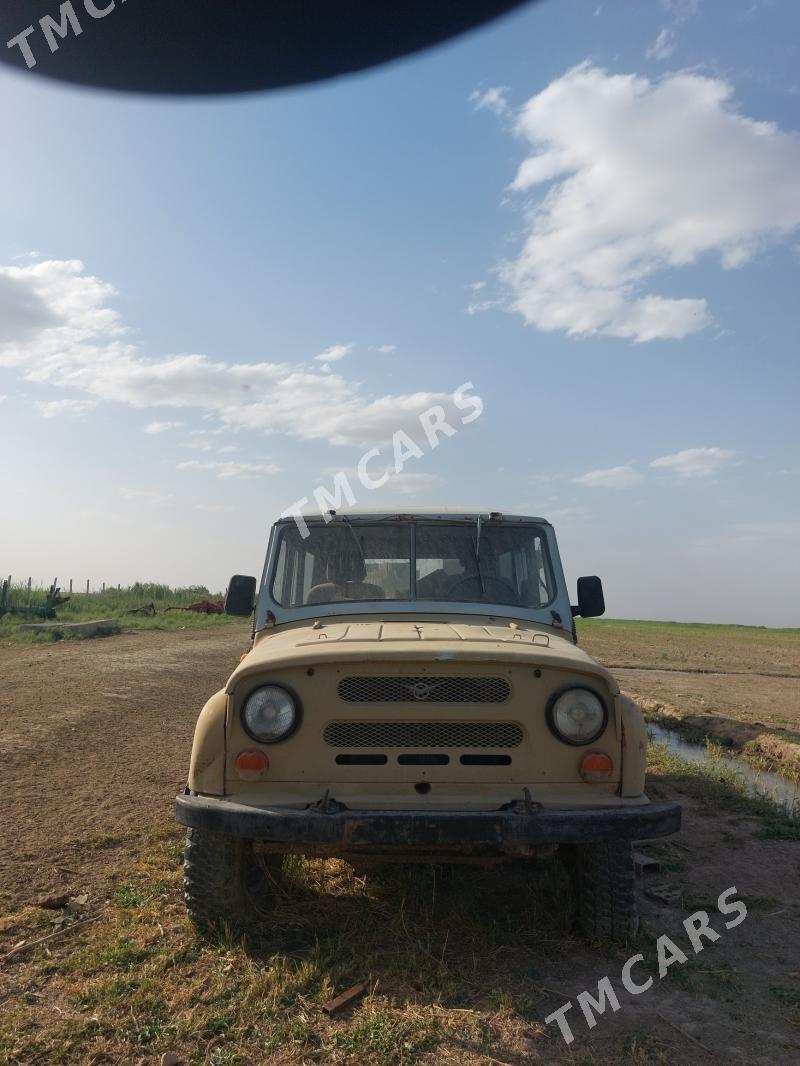 UAZ 469 2000 - 25 000 TMT - Aşgabat - img 3