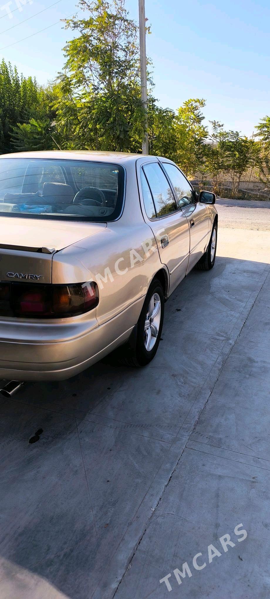 Toyota Camry 1995 - 75 000 TMT - Baýramaly - img 4