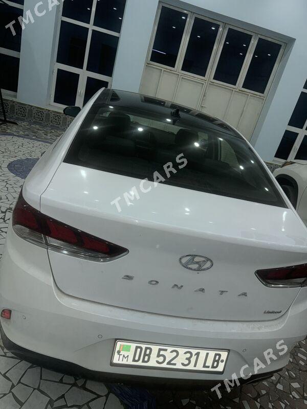 Hyundai Sonata 2018 - 254 800 TMT - Туркменабат - img 4