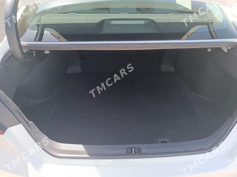 Toyota Camry 2022 - 285 000 TMT - Байрамали - img 3