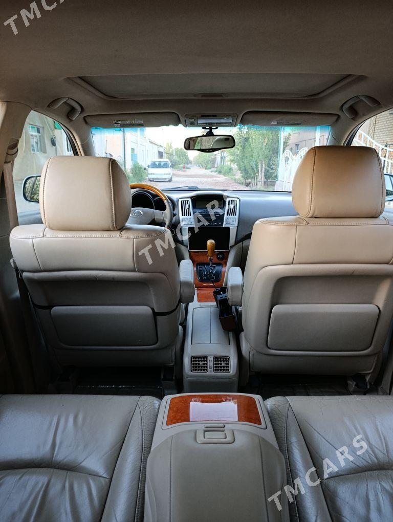 Lexus RX 330 2004 - 250 000 TMT - Гурбансолтан Едже - img 3