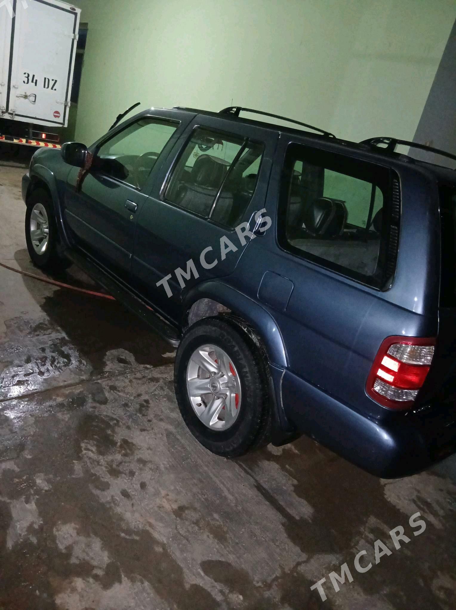 Nissan Pathfinder 2002 - 130 000 TMT - Şabat etr. - img 3