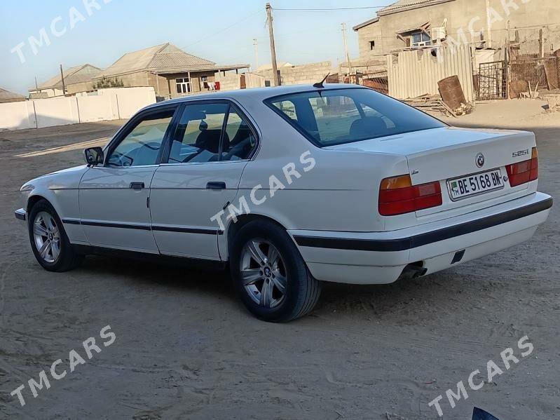 BMW 525 1992 - 60 000 TMT - Эсенгулы - img 4