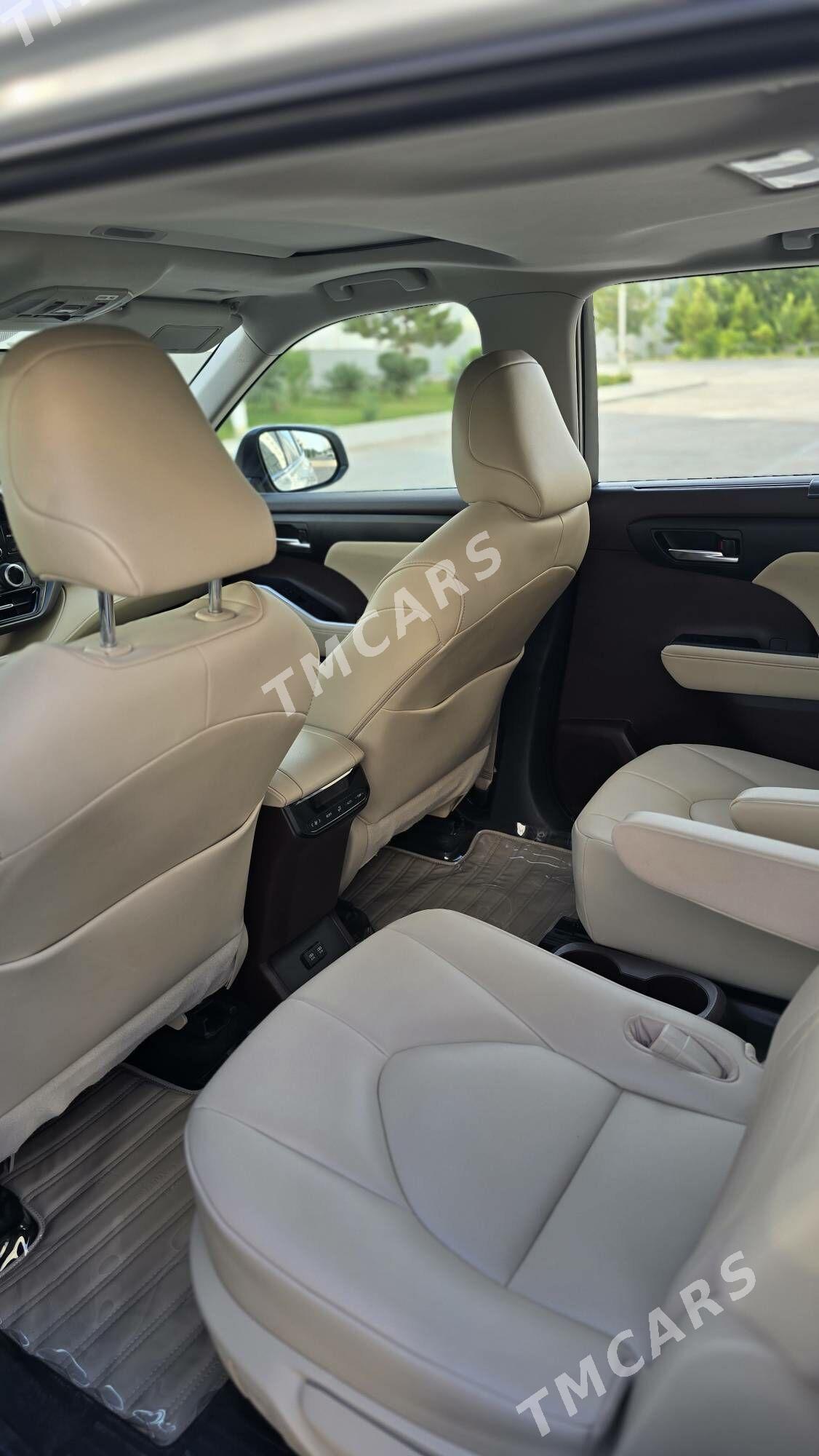 Toyota Highlander 2020 - 685 000 TMT - Ашхабад - img 8