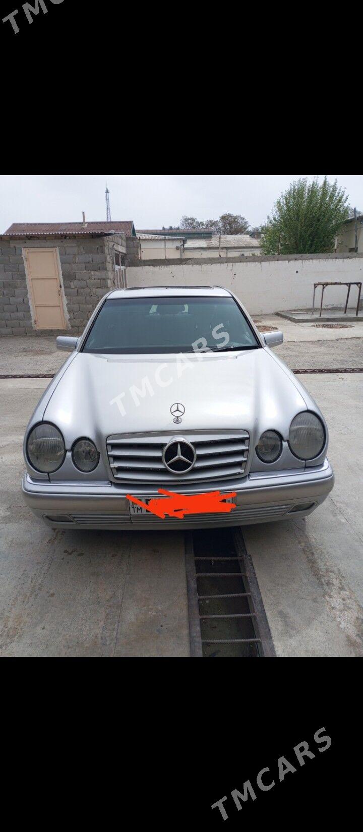 Mercedes-Benz 230E 1998 - 78 000 TMT - Гызыларбат - img 4