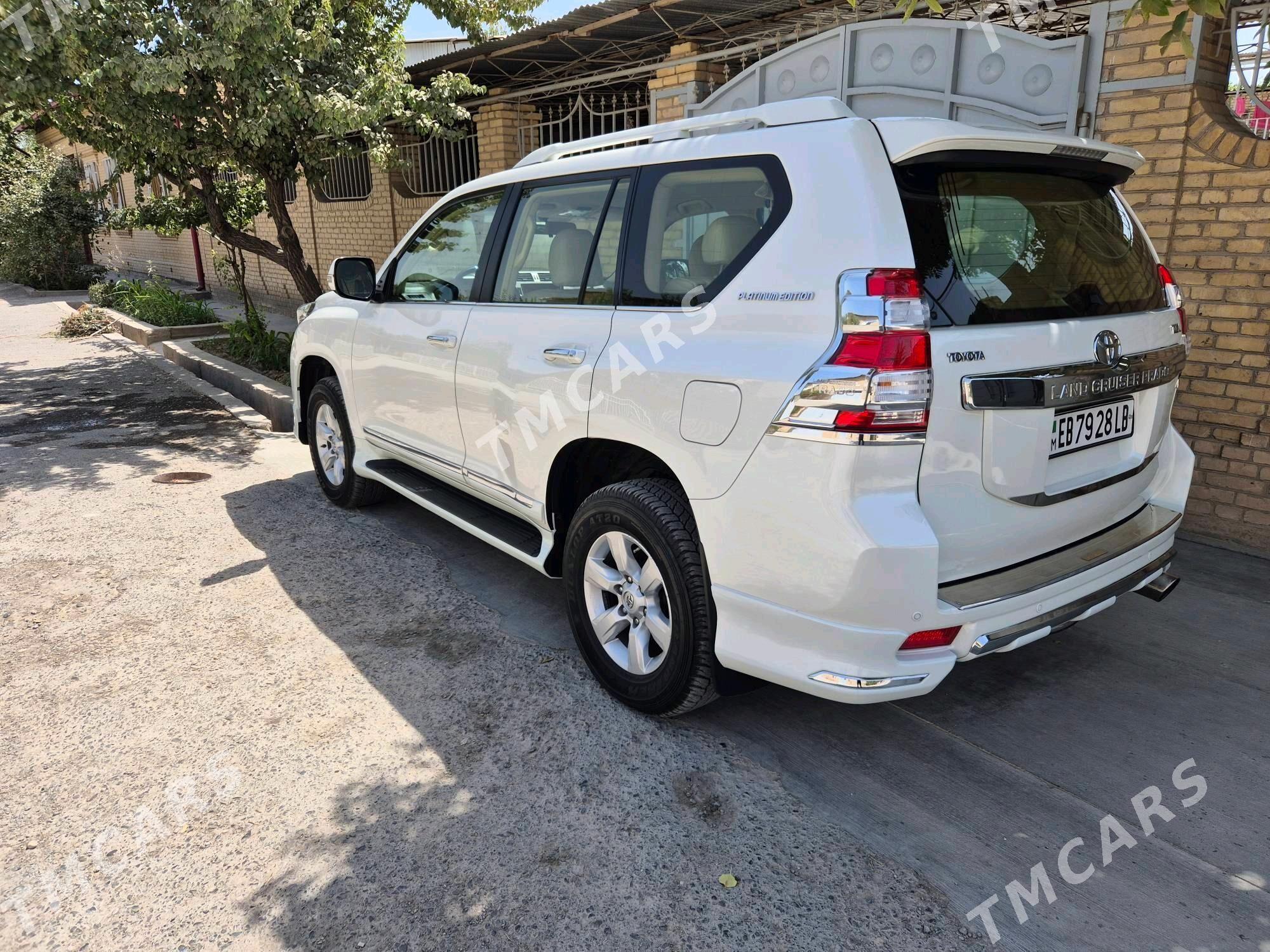Toyota Land Cruiser Prado 2015 - 670 000 TMT - Çärjew - img 5