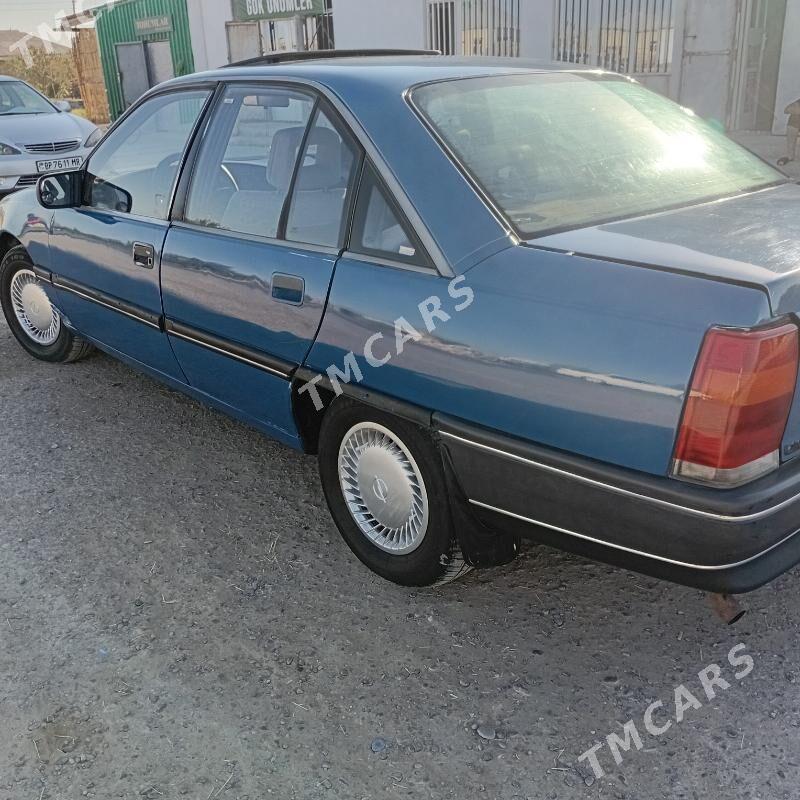 Opel Omega 1989 - 30 000 TMT - Murgap - img 8