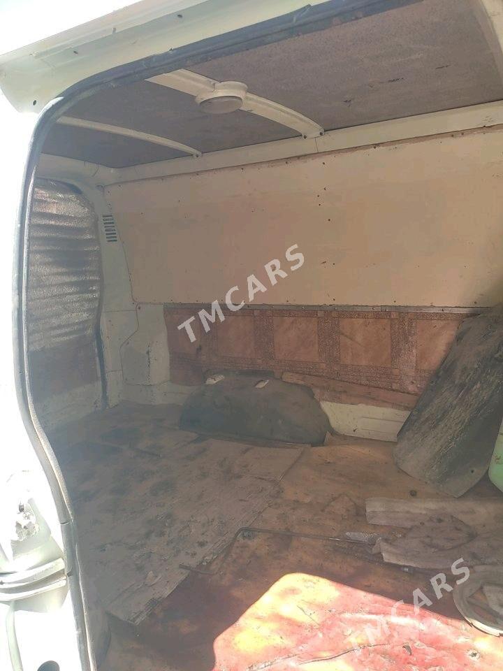 Toyota Hiace 1995 - 50 000 TMT - Wekilbazar - img 2