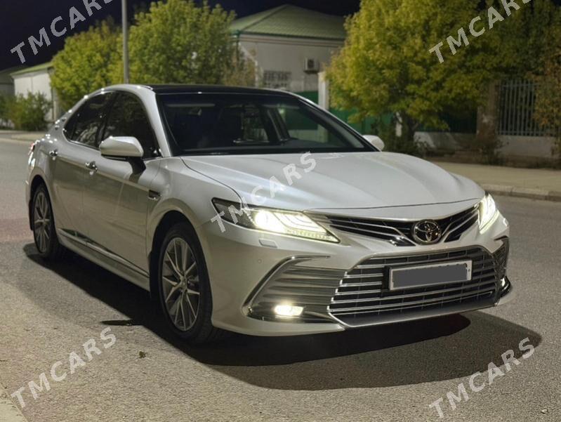 Toyota Camry 2023 - 680 000 TMT - Aşgabat - img 6