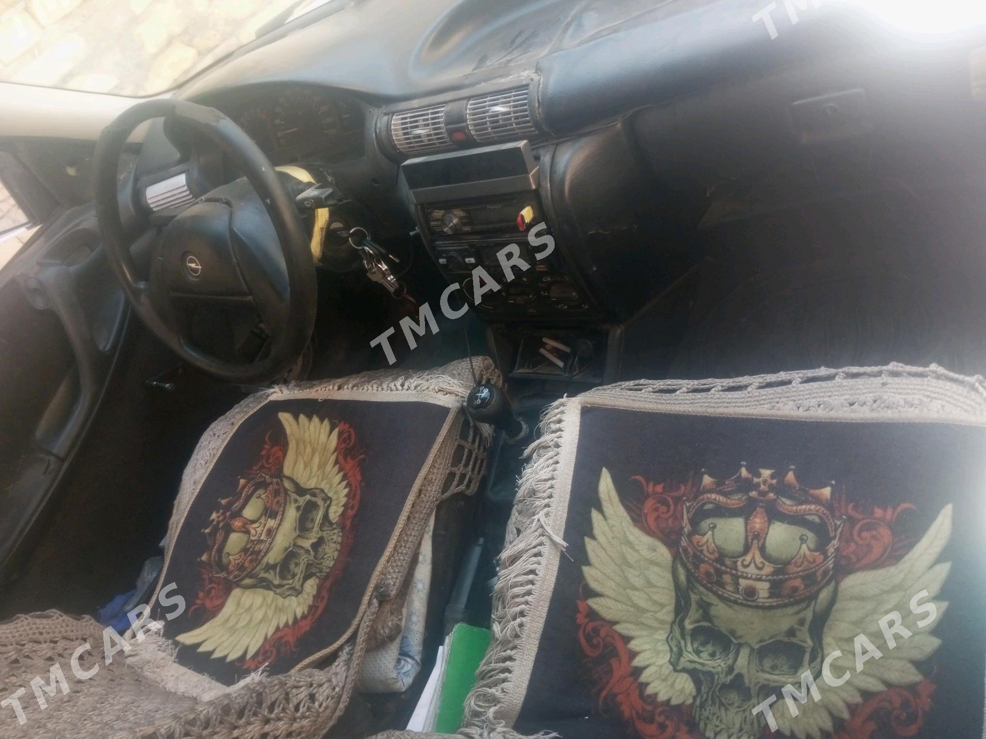 Opel Astra 1992 - 25 000 TMT - Çärjew - img 2