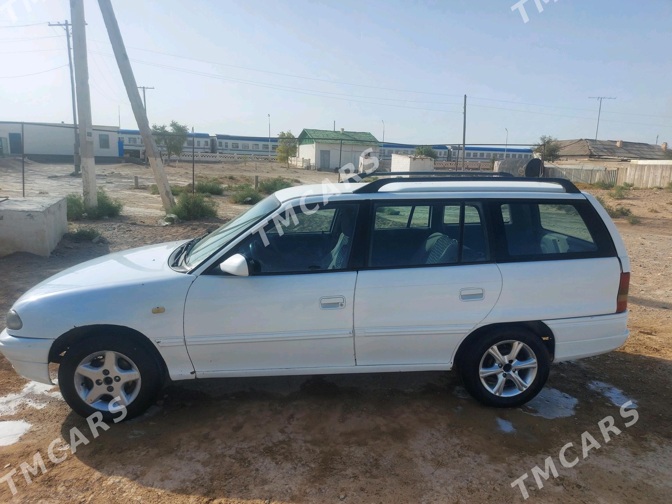 Opel Astra 1993 - 36 000 TMT - Туркменбаши - img 3