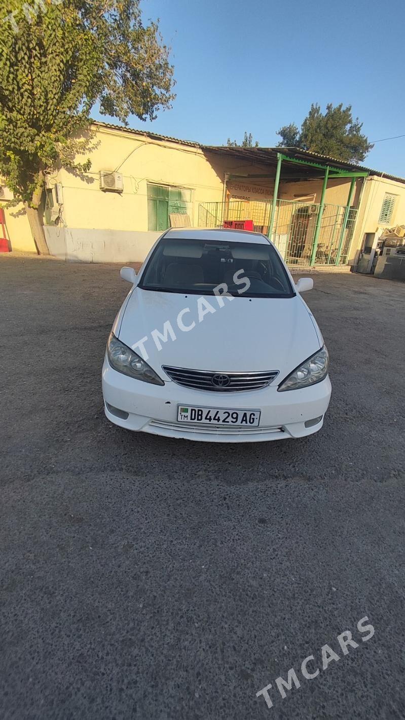 Toyota Camry 2003 - 160 000 TMT - Ким район - img 4