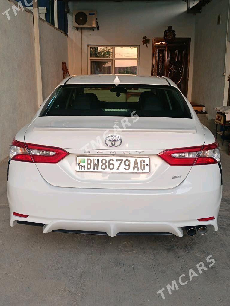 Toyota Camry 2018 - 325 000 TMT - Ашхабад - img 7