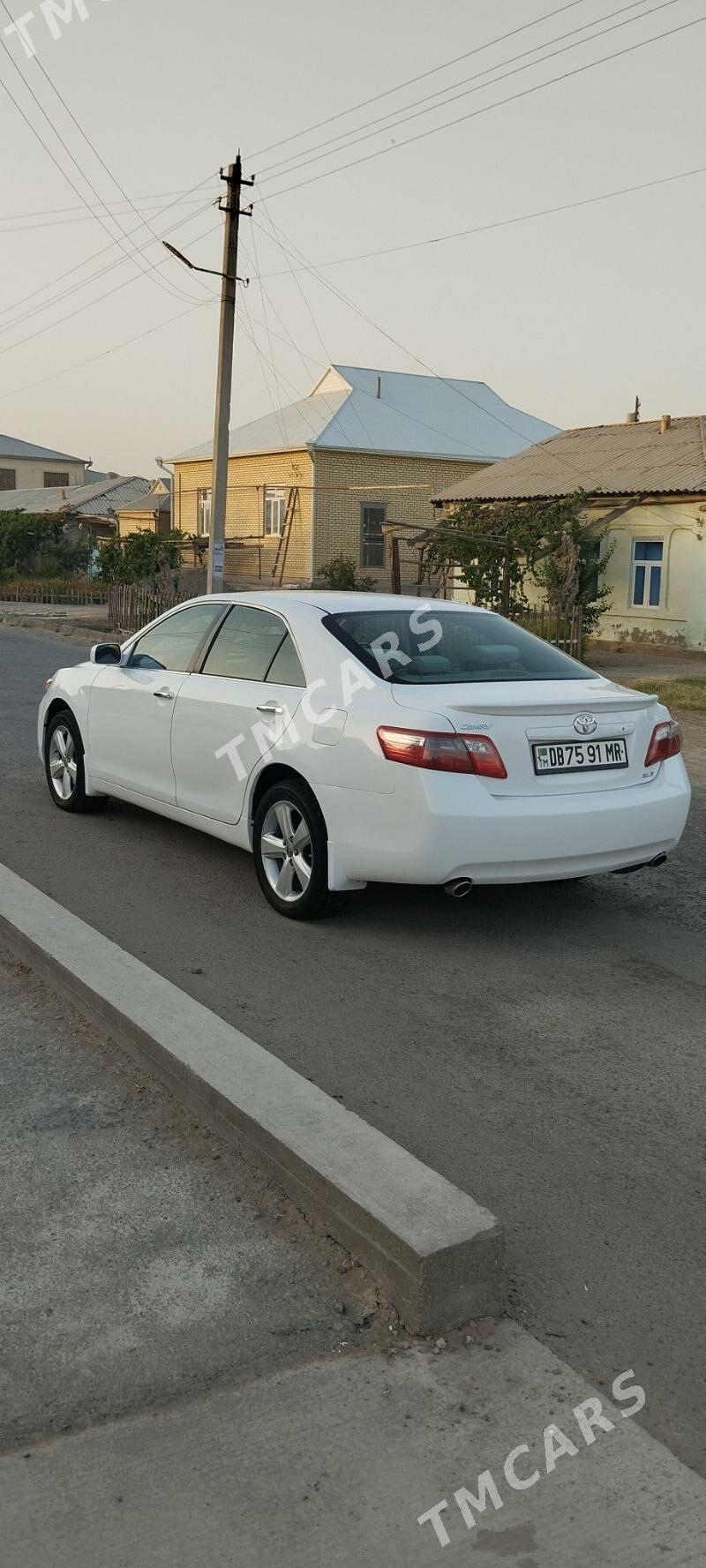 Toyota Camry 2008 - 170 000 TMT - Мары - img 3