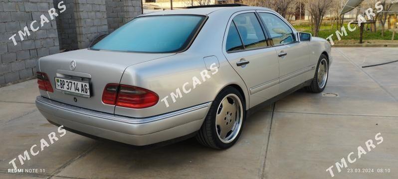 Mercedes-Benz E320 1998 - 110 000 TMT - Büzmeýin - img 2