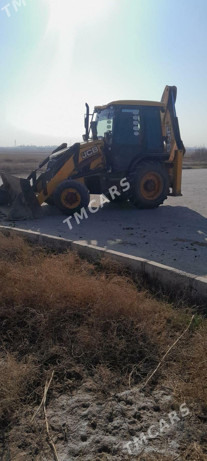 JCB 3CX ECO 2013 - 550 000 TMT - Ашхабад - img 2