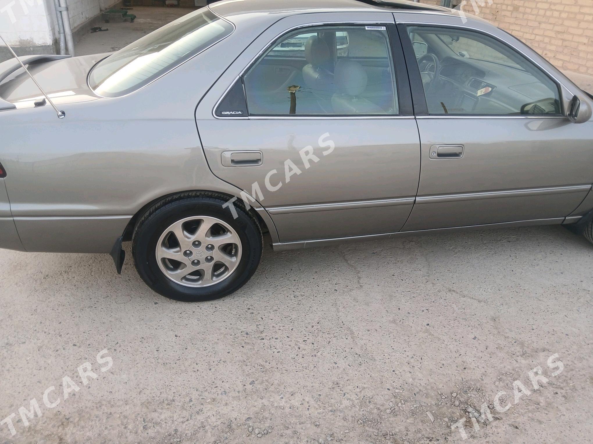 Toyota Camry 1997 - 140 000 TMT - Сакарчага - img 7