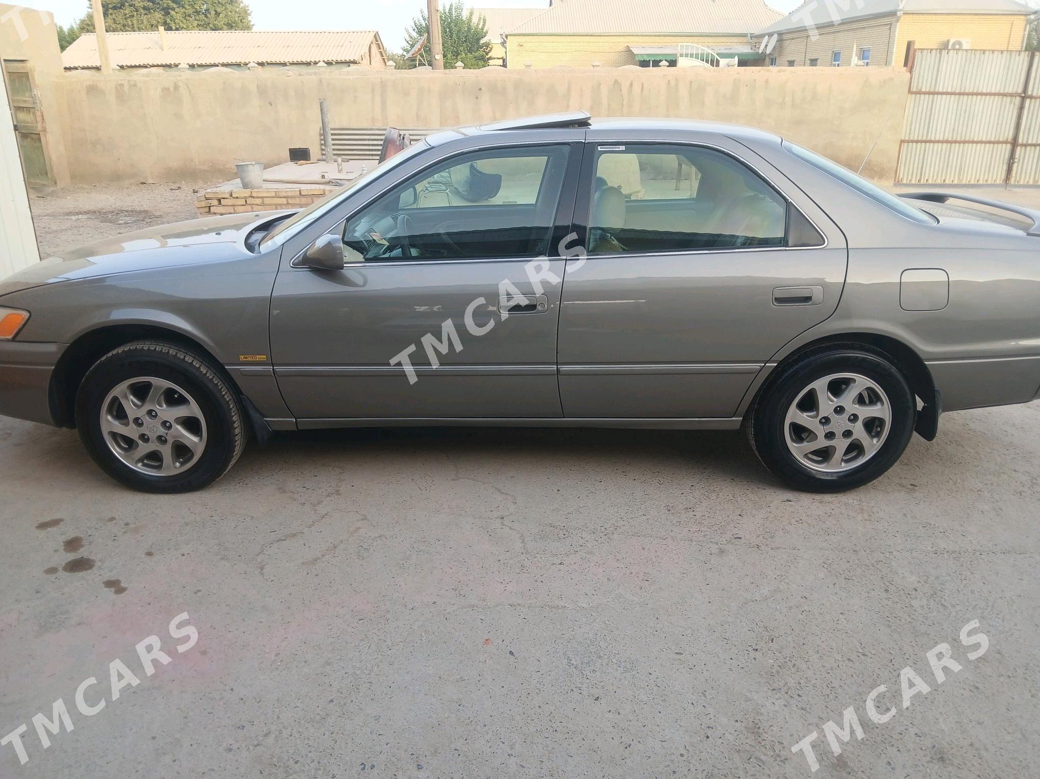 Toyota Camry 1997 - 140 000 TMT - Сакарчага - img 8