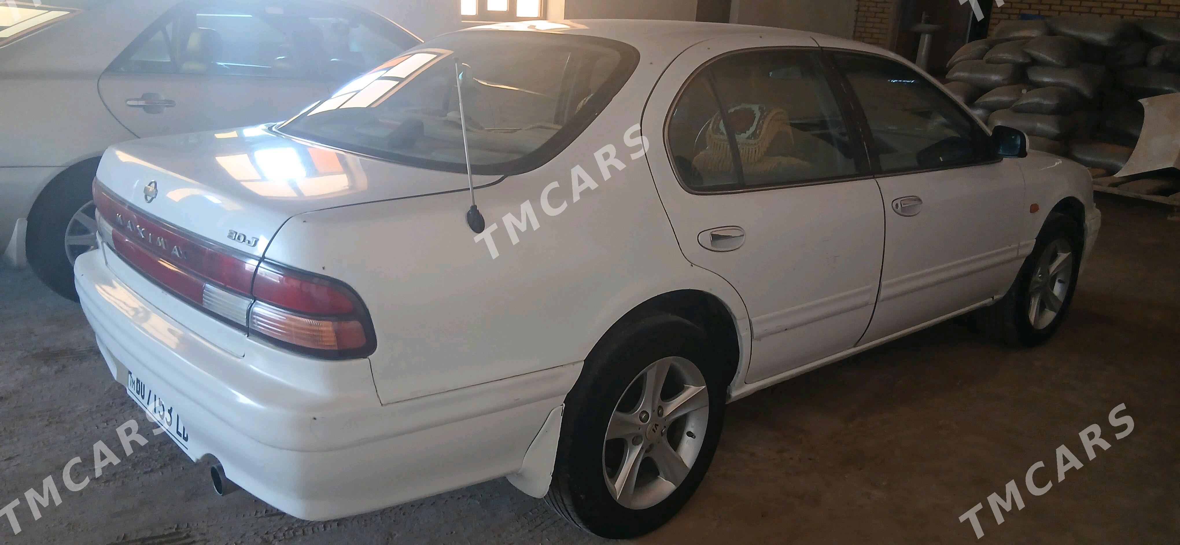 Nissan Maxima 1998 - 60 000 TMT - Kerki - img 6