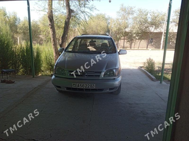 Toyota Sienna 1998 - 150 000 TMT - Türkmenbaşy etr. - img 3