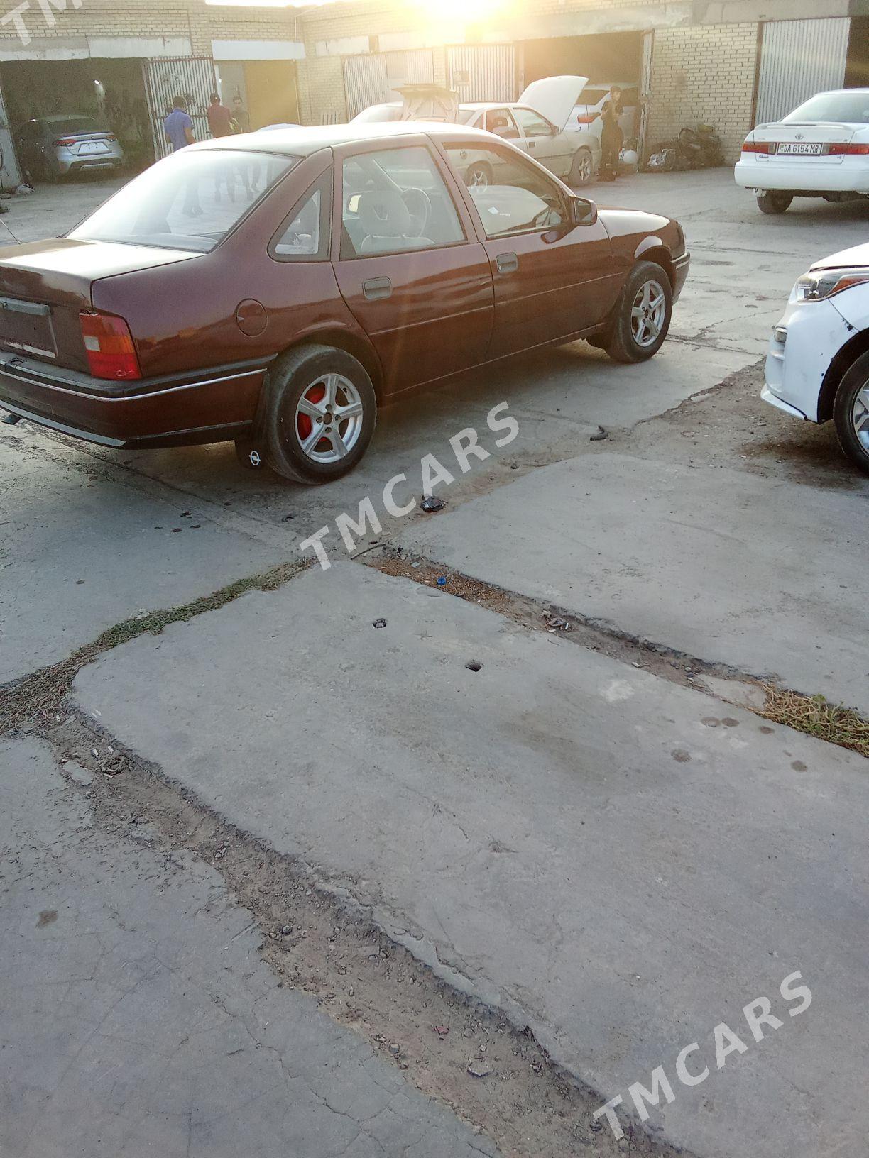 Opel Vectra 1992 - 27 000 TMT - Mary - img 2