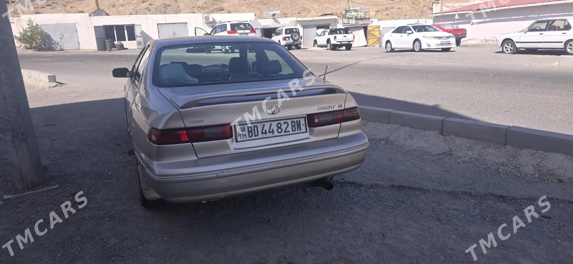 Toyota Camry 1999 - 132 000 TMT - Туркменбаши - img 2