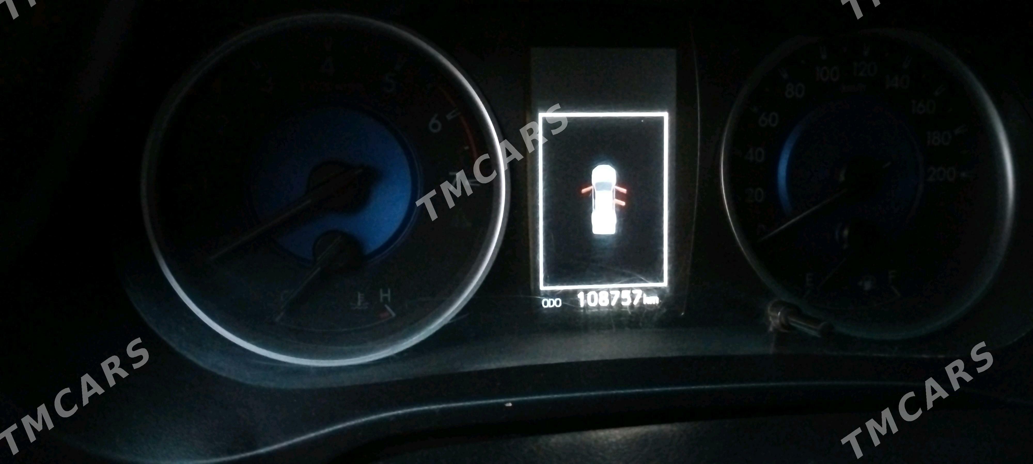 Toyota Hilux 2016 - 440 000 TMT - Бузмеин - img 5