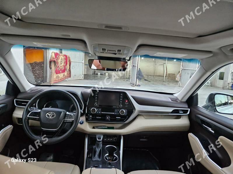 Toyota Highlander 2021 - 510 000 TMT - Мары - img 5