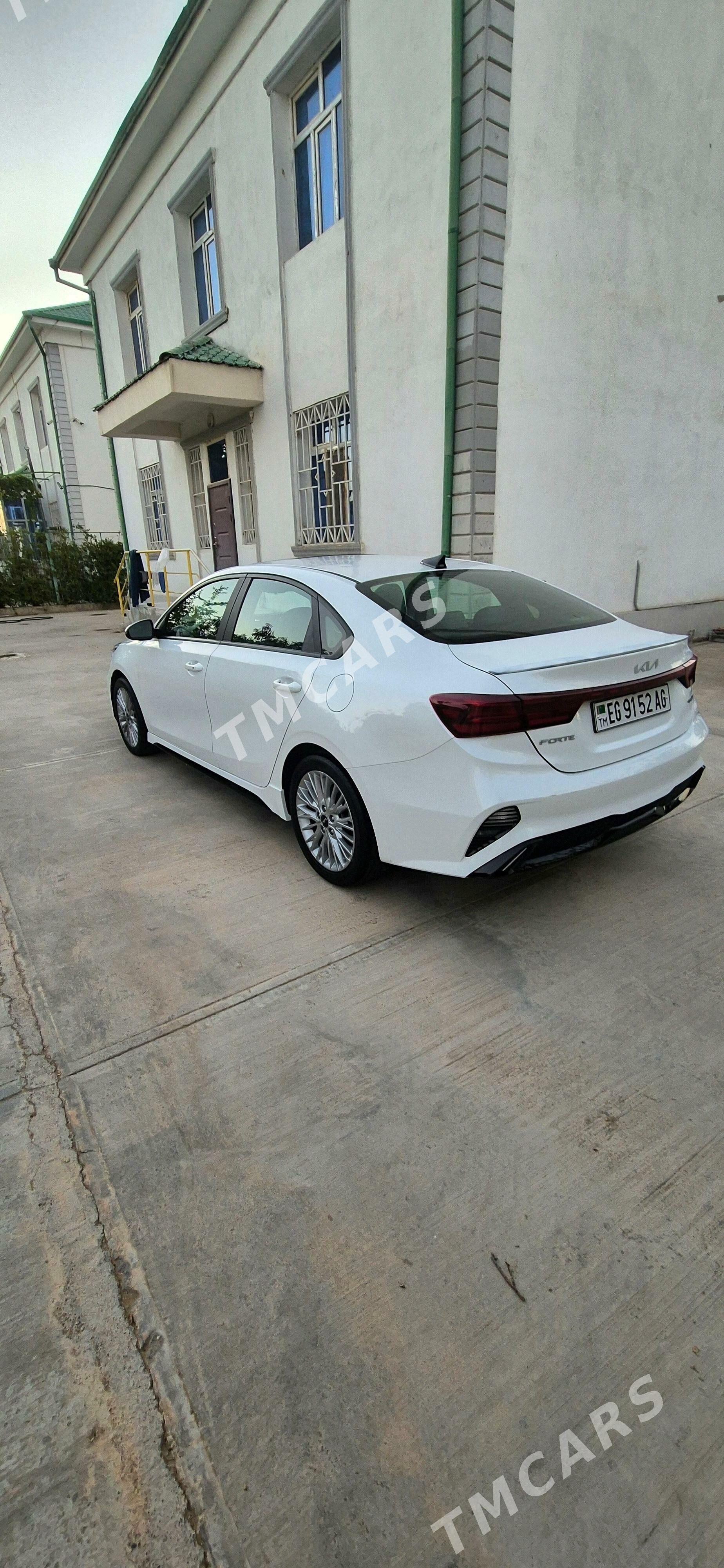 Kia Forte 2022 - 249 500 TMT - Täze zaman - img 3