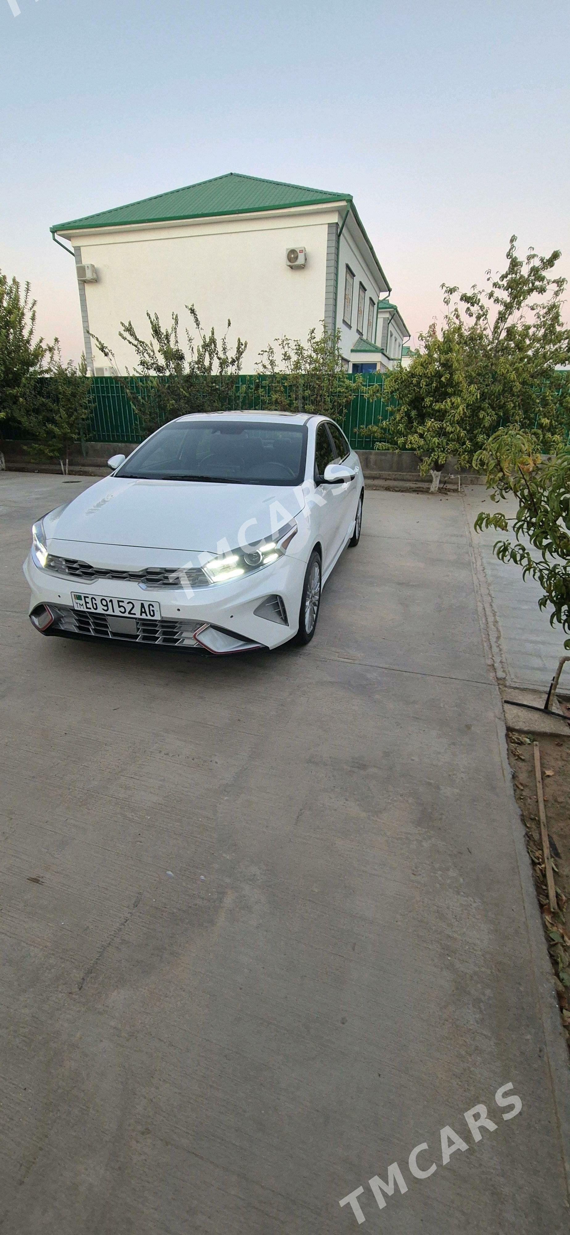 Kia Forte 2022 - 249 500 TMT - Täze zaman - img 2