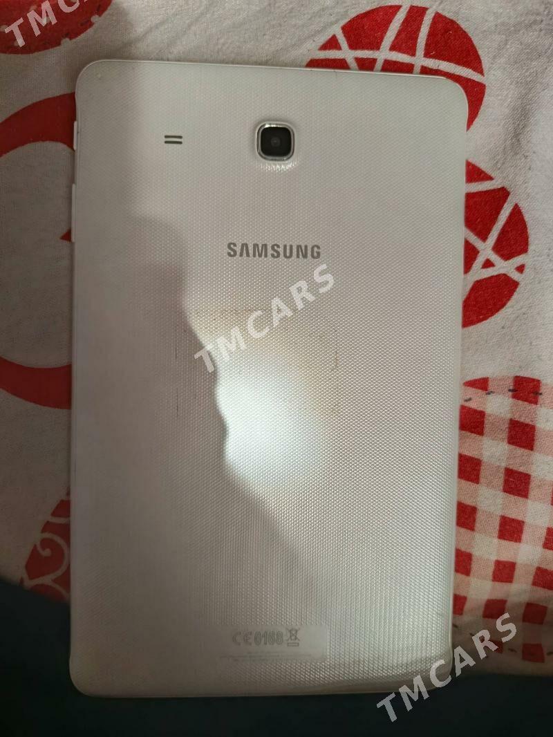 Samsung galaxy tab E - Hitrowka - img 2