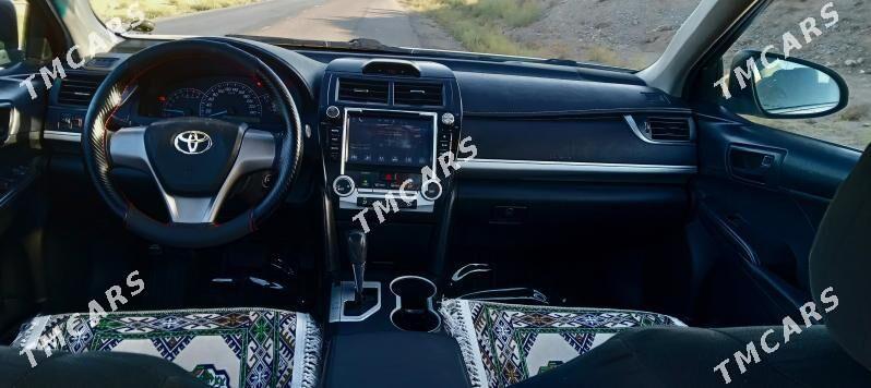 Toyota Camry 2012 - 185 000 TMT - Gyzylarbat - img 4