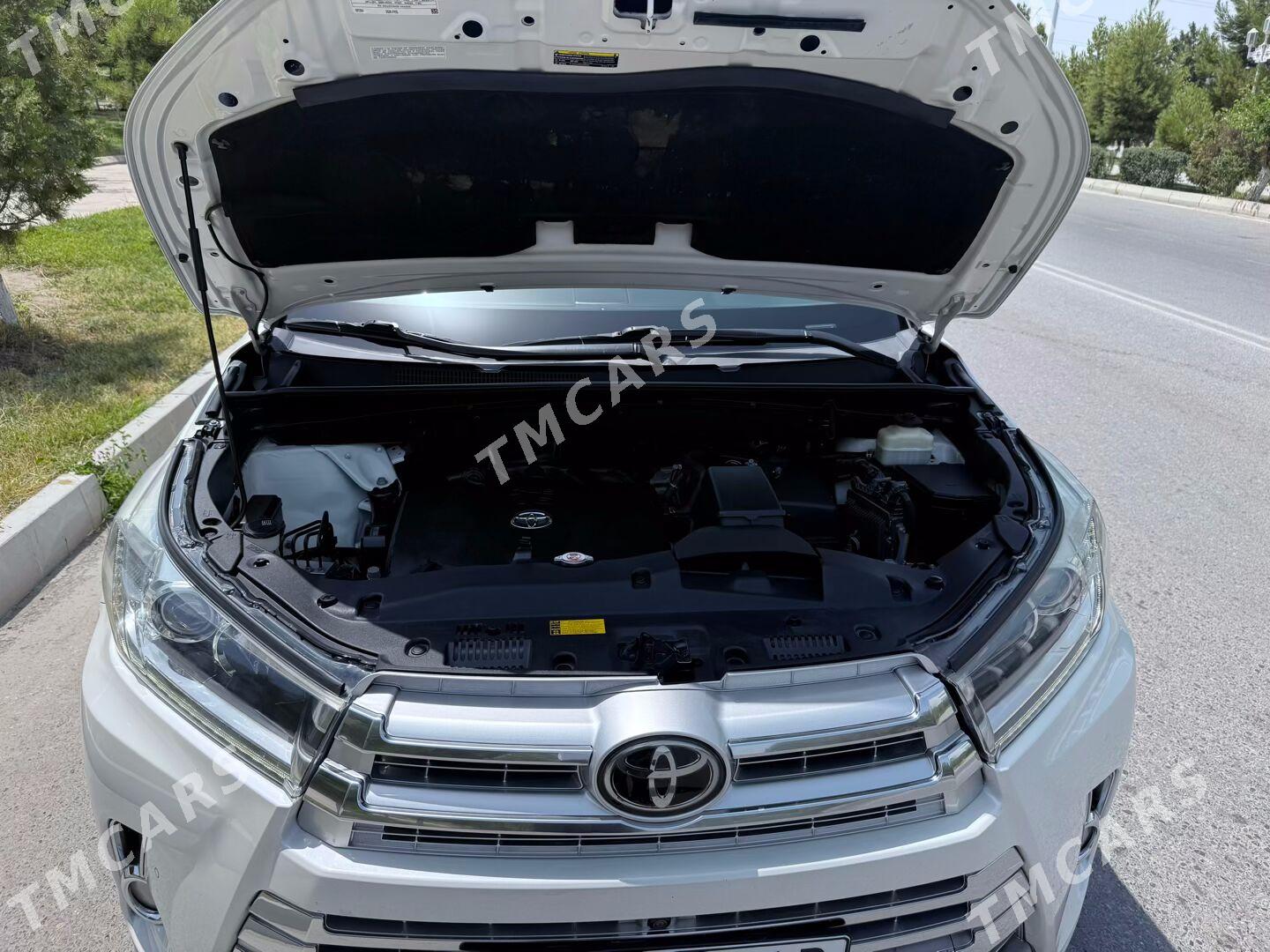Toyota Highlander 2017 - 485 000 TMT - Туркменабат - img 7